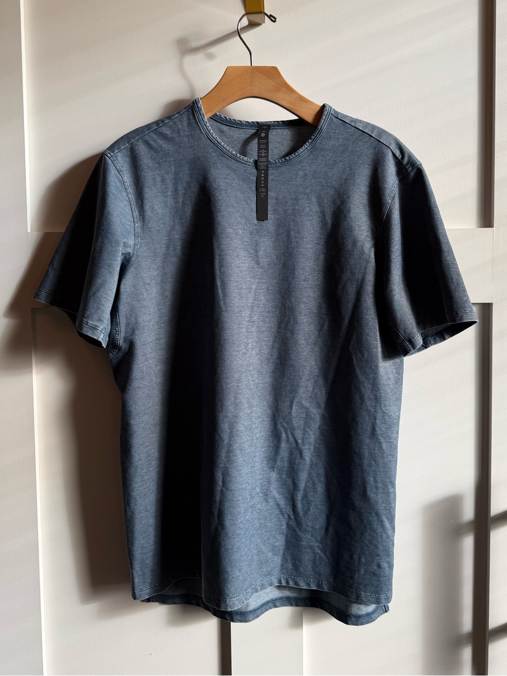 lululemon athletica Men's Washed Indigo Crew Tee